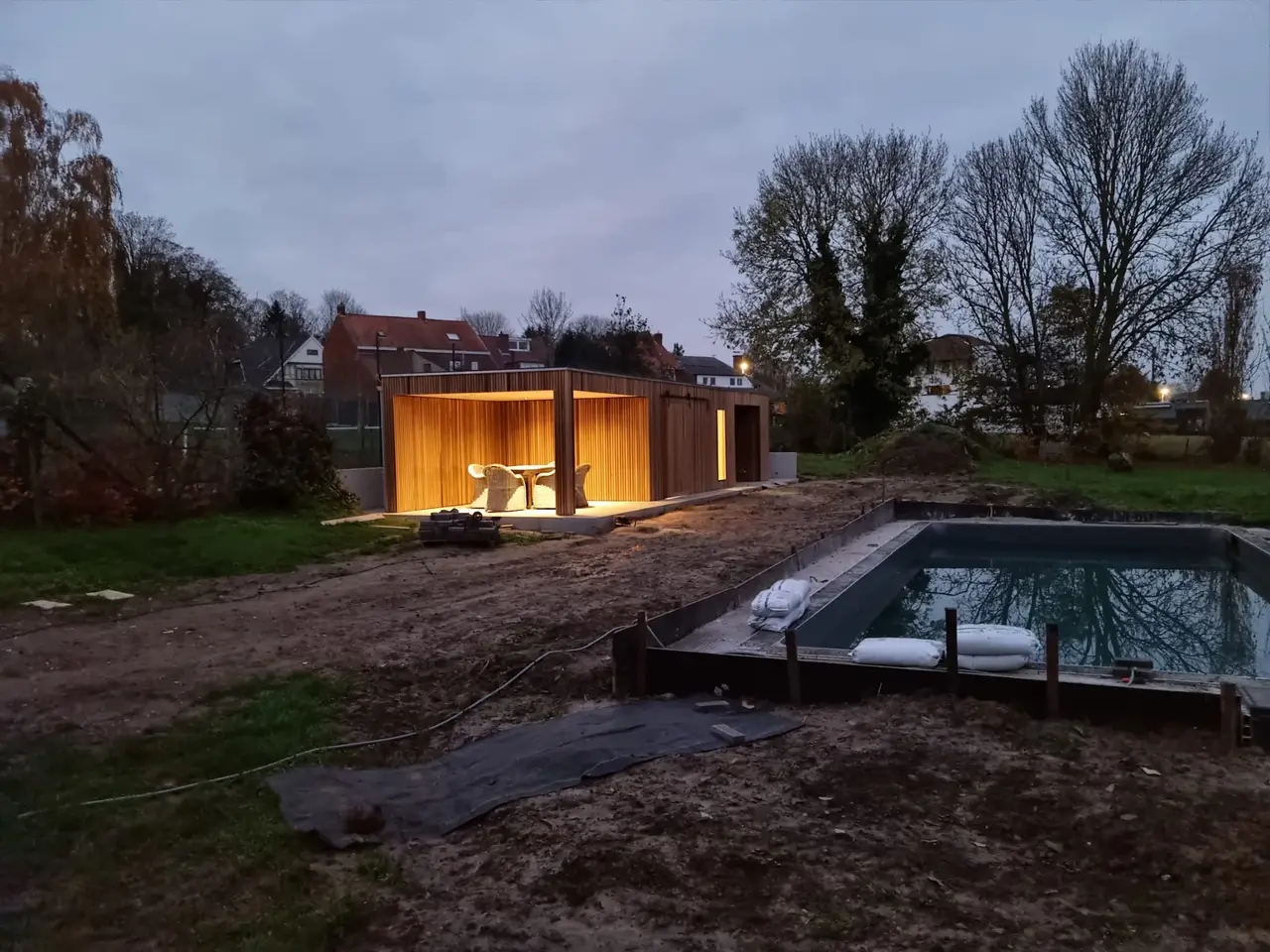 Pool house